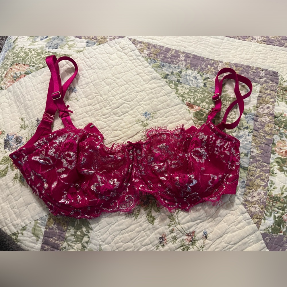 Victoria's Secret Pink Lace Bra with Adjustable Straps